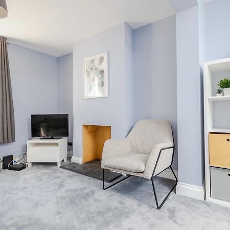 Modern And Stylish 2 Bedroom House In Brighton Exterior photo
